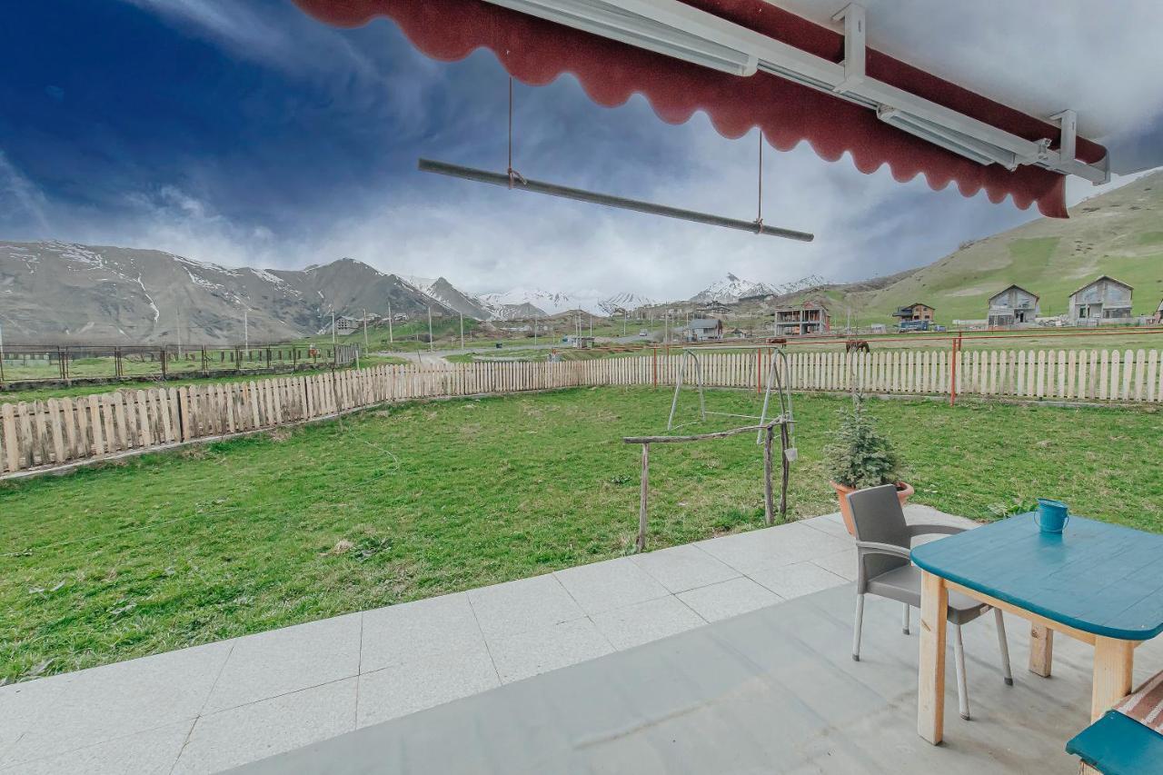 Ski House Bluebird Gudauri Luaran gambar