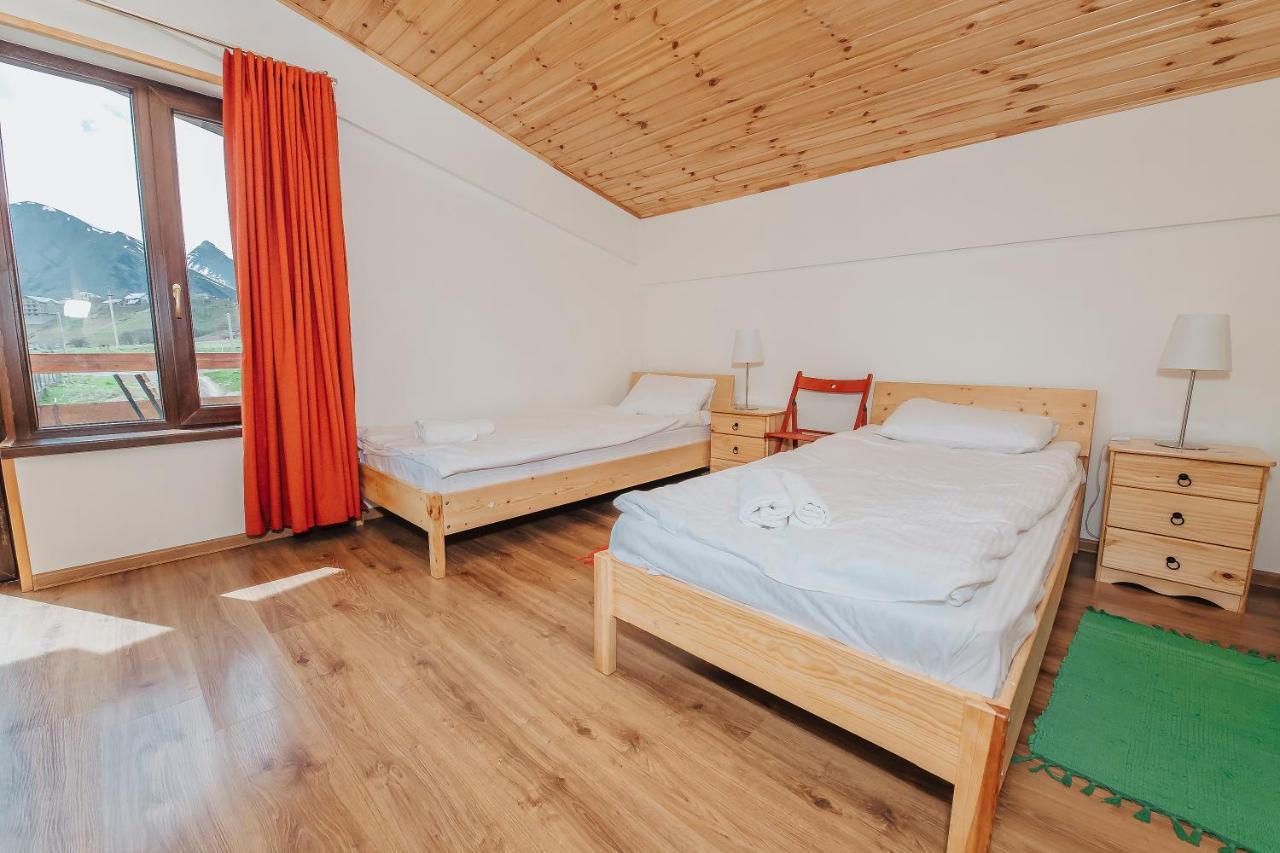Ski House Bluebird Gudauri Luaran gambar